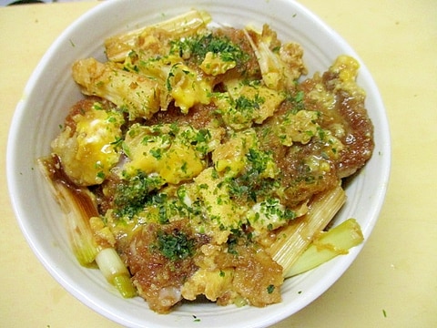 焼き長ねぎ入り鶏カツ丼